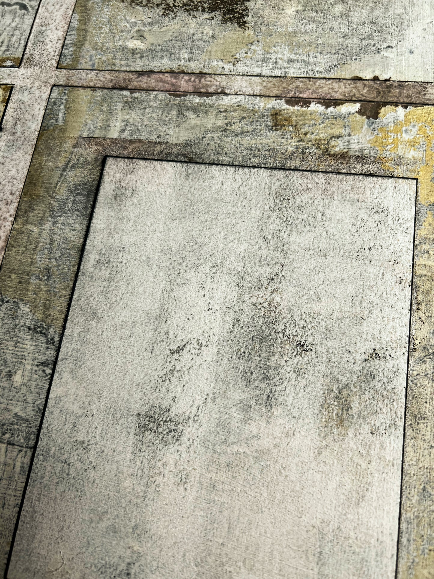 Fragments of Stillness | Japanese Mixed Media Art – Sergio Aranda