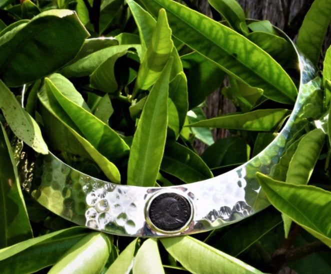 Roman Choker